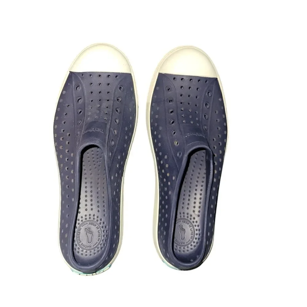 Native slip on shoes blue and white size J 5